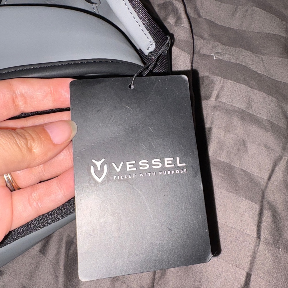 VesseL USA Gray and Black Backpack